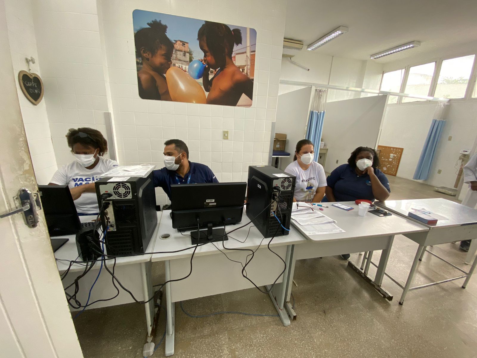 Vacinação COVID-19 e Influenza