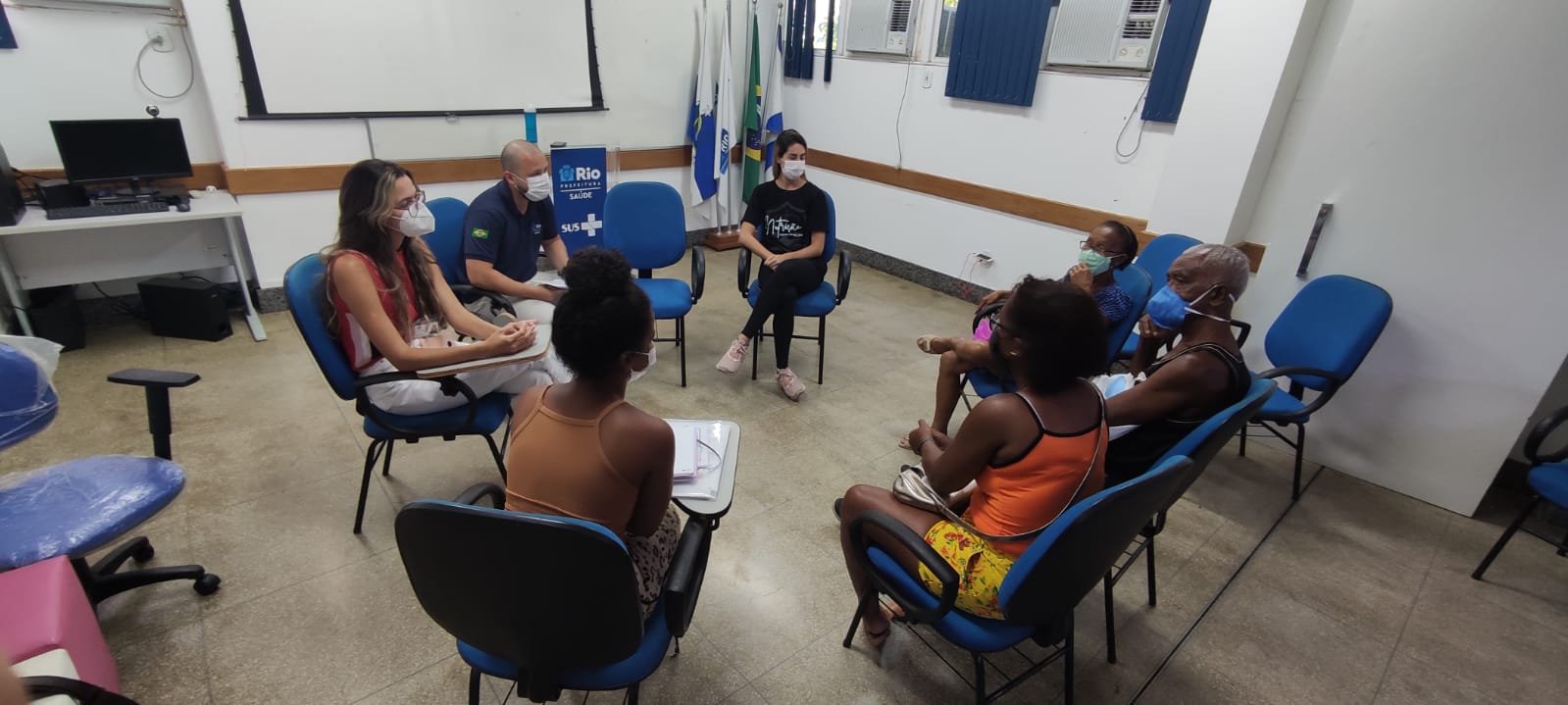 Atendimento familiar e orientação sobre Diabetes e Hipertensão