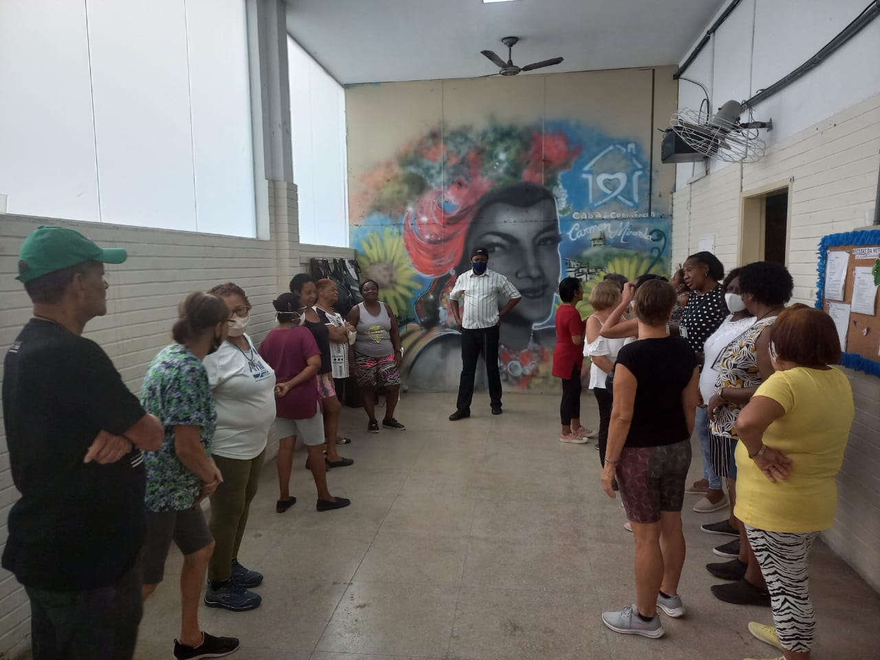 Dança Folclórica – Casa de Convivência Carmen Miranda