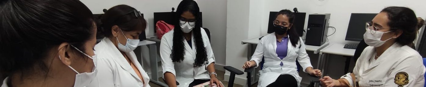 Reunião com as acadêmicas