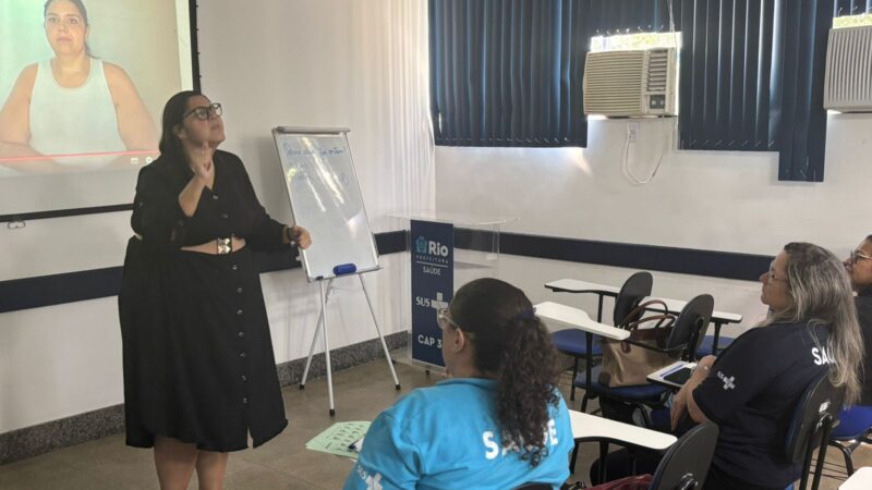 Curso de Libras para os profissionais de saúde da AP3.1