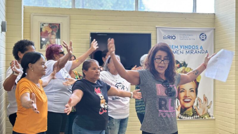 Aula de Teatro – Casa de Convivência Carmen Miranda